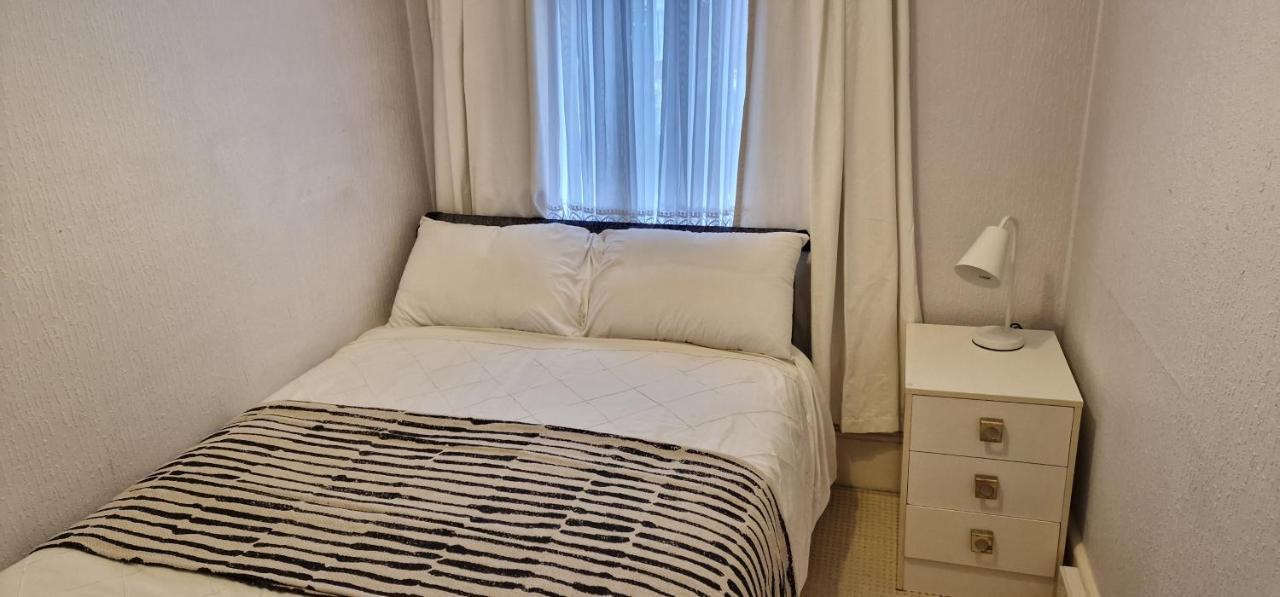 Inviting You To Your Home From Home 10 Minutes From Stratford Westfield Лондон Экстерьер фото